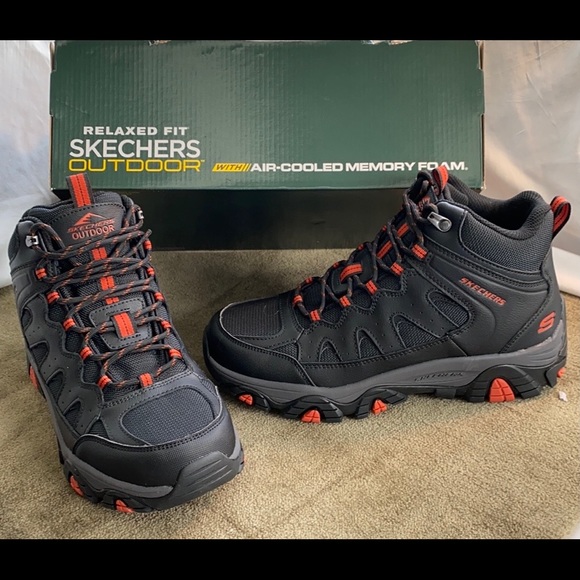 skechers pine trail